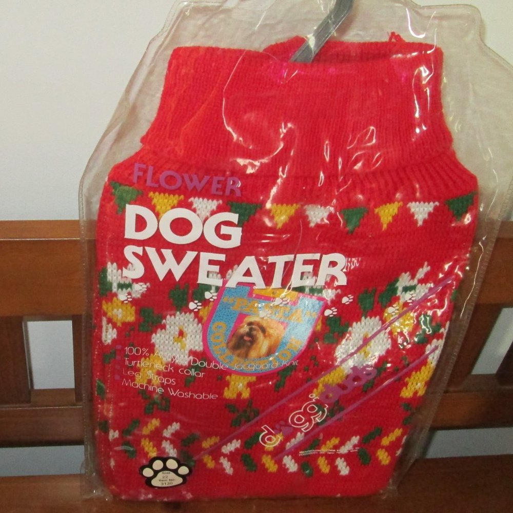 NWT Doggiduds Red patterned Dog Sweater Size 22